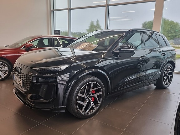 Audi Q6 e-tron 5 of 23
