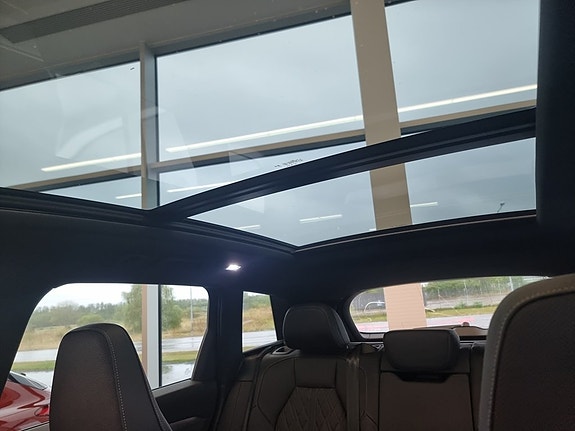 Audi Q6 e-tron 10 of 23