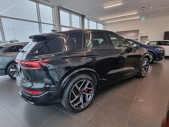 Audi Q6 e-tron 21 of 23