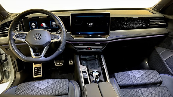 Volkswagen Passat 10 of 13