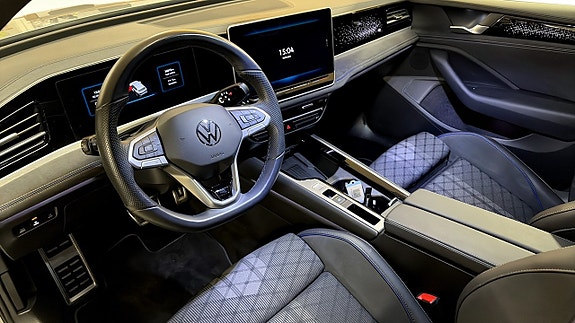 Volkswagen Passat 7 of 13