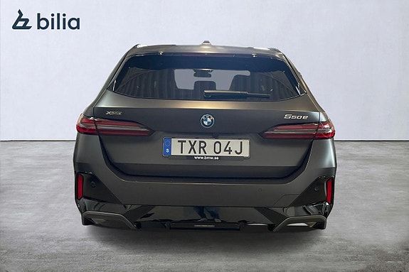 BMW 550e 4 of 18