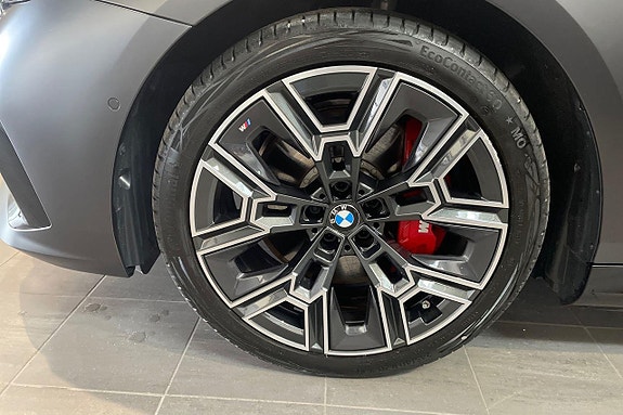 BMW 550e 15 of 18
