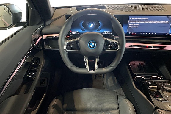 BMW 550e 9 of 18