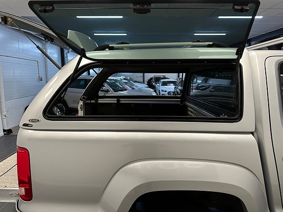 Volkswagen Amarok 11 of 30