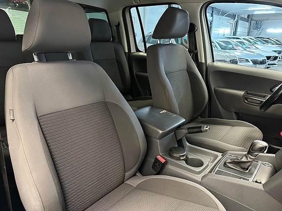 Volkswagen Amarok 18 of 30