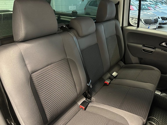 Volkswagen Amarok 22 of 30