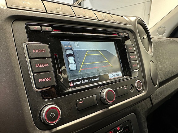 Volkswagen Amarok 27 of 30