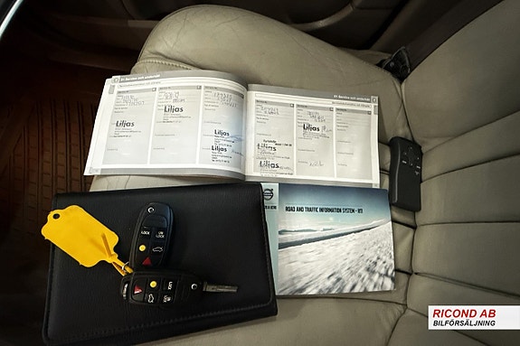 Volvo XC90 11 of 12