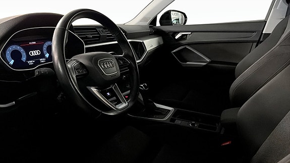 Audi Q3 7 of 16