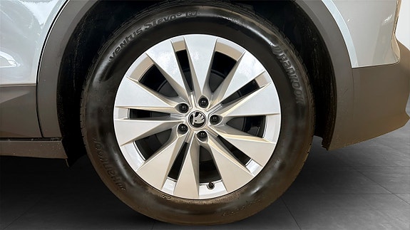 Skoda Elroq 6 of 14