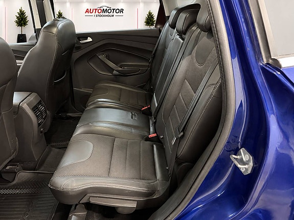 Ford Kuga 9 of 18