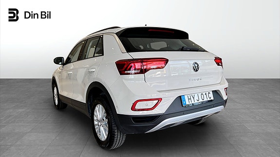 Volkswagen T-Roc 3 of 18