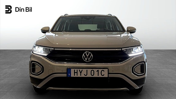Volkswagen T-Roc 4 of 18