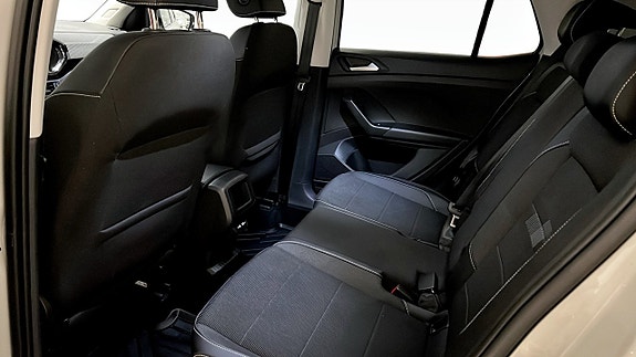 Volkswagen T-Cross 11 of 19