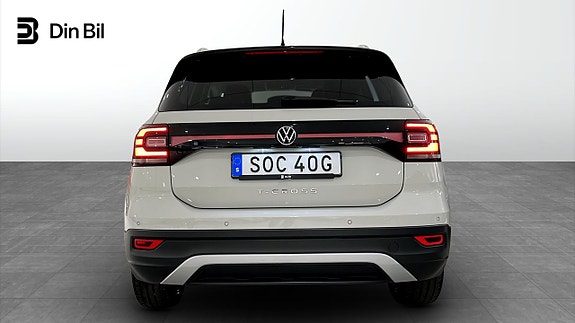 Volkswagen T-Cross 5 of 19