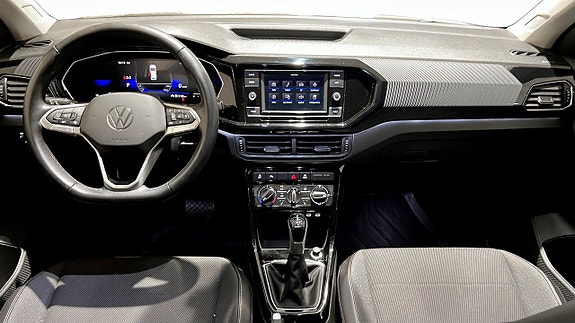 Volkswagen T-Cross 10 of 19