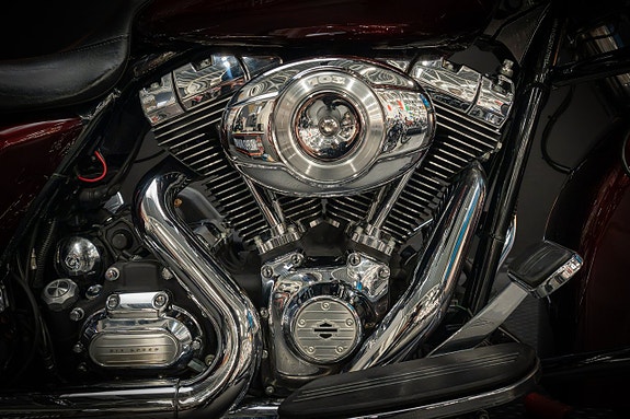 Harley-Davidson Street Glide (FLHX 103) 13 of 18