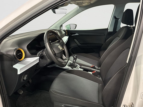 Seat Arona 9 of 23