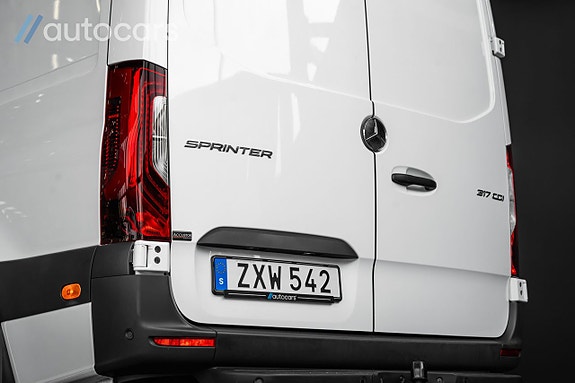 Mercedes-Benz Sprinter 317 12 of 28