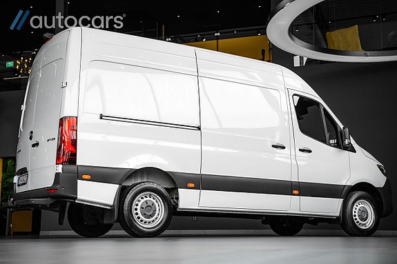 Mercedes-Benz Sprinter 317 4 of 28