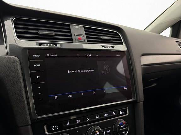 Volkswagen e-Golf VII 19 of 30