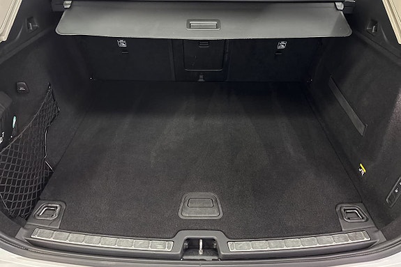 Volvo XC60 13 of 20