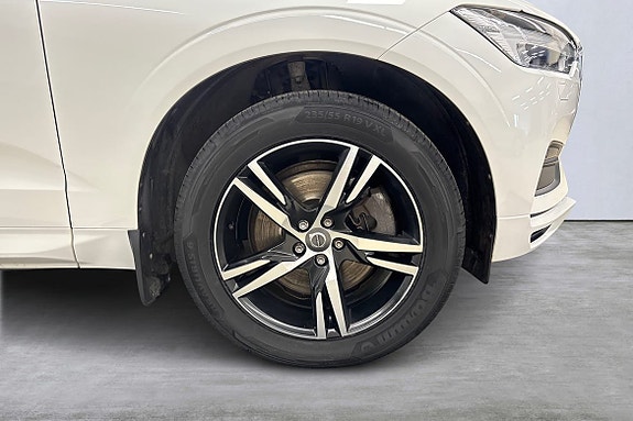 Volvo XC60 14 of 20