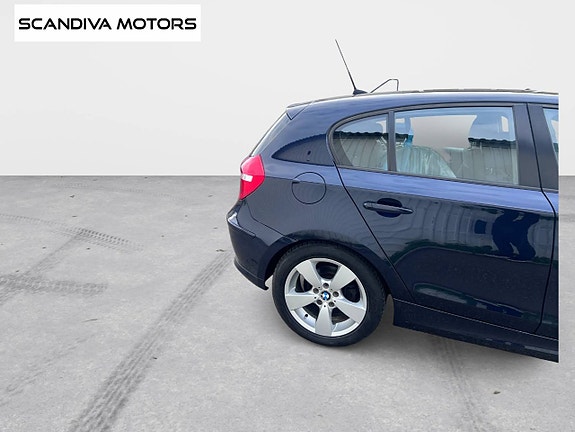 BMW 116i 10 of 20