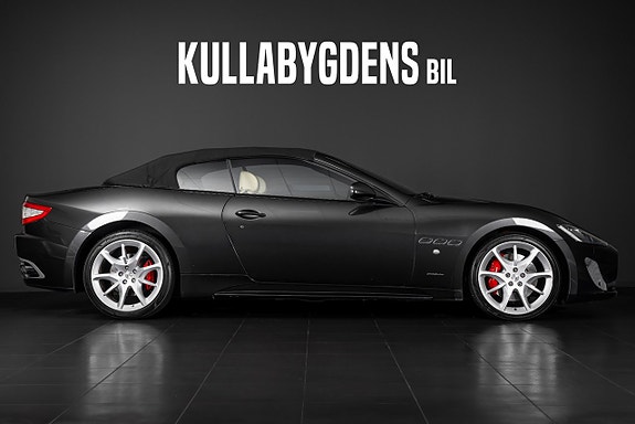 Maserati GranCabrio 4 of 25