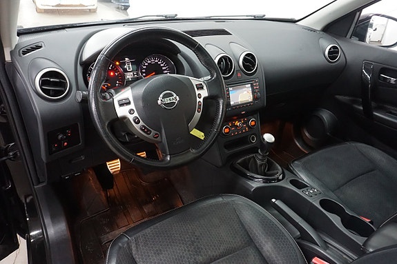 Nissan Qashqai+2 15 of 23