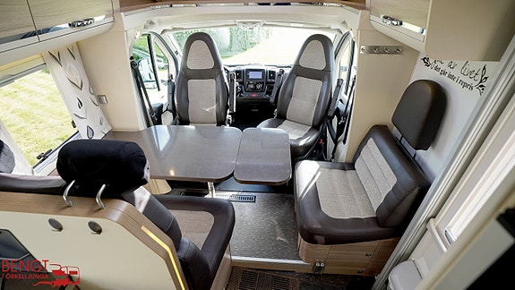 Adria Coral S 670 SL | Långbäddar | ALDE 6 of 21