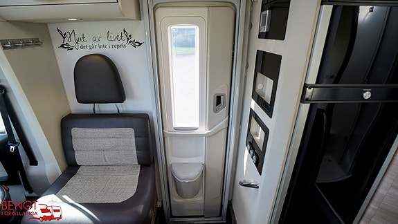 Adria Coral S 670 SL | Långbäddar | ALDE 19 of 21