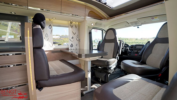 Adria Coral S 670 SL | Långbäddar | ALDE 5 of 21