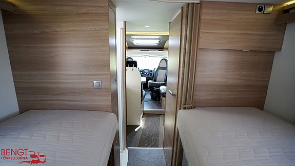 Adria Coral S 670 SL | Långbäddar | ALDE 15 of 21