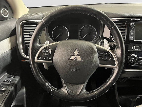 Mitsubishi Outlander 13 of 19