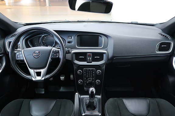 Volvo V40 7 of 10