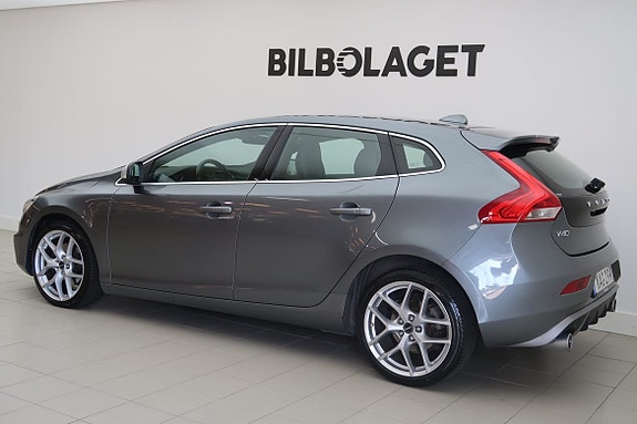 Volvo V40 3 of 10