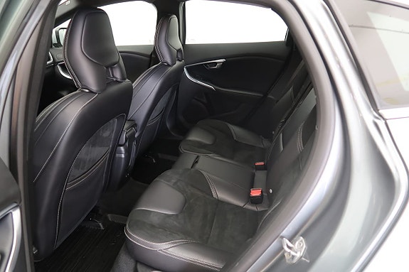 Volvo V40 5 of 10