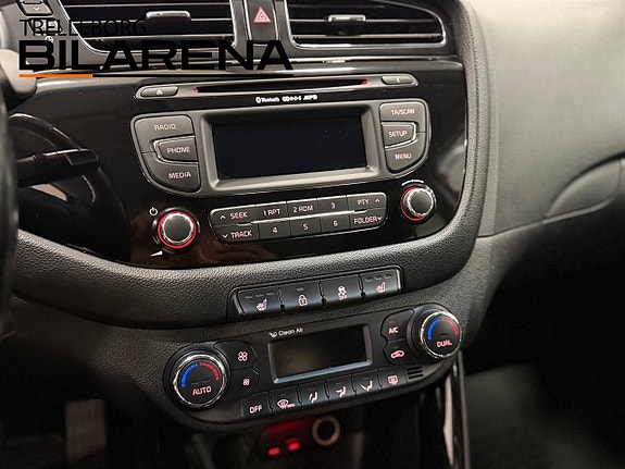 Kia Ceed 18 of 25
