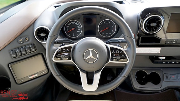 Carthago chic e-line I 61 XL LE Mercedes | Hydrauliska stödben 21 of 21