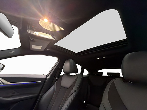 BMW i4 19 of 30
