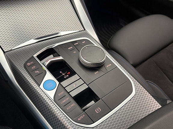 BMW i4 29 of 30