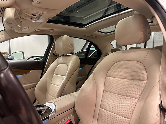 Mercedes-Benz C220 d 27 of 30
