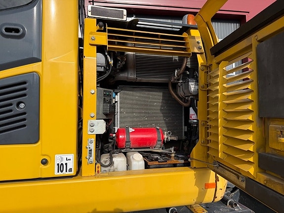 Komatsu PW 148-10 11 of 24