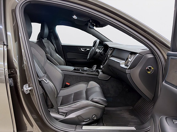 Volvo S60 12 of 20
