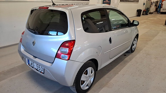 Renault Twingo 4 of 9