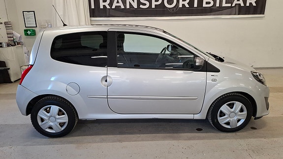 Renault Twingo 3 of 9