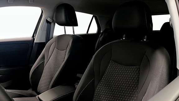 Volkswagen T-Roc 8 of 12