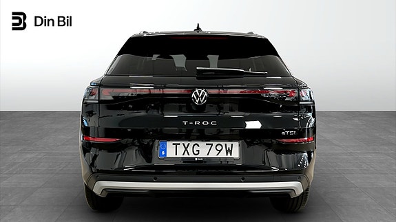 Volkswagen T-Roc 5 of 12